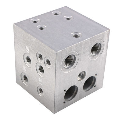 Aluminiowe zawory hydrauliczne z blokami manifoldów CNC do frezowania obrabiania dla maszyn przemysłowych